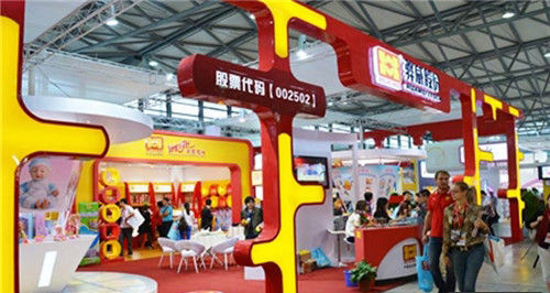 1481856607704051603.jpg 12月14日,360和骅威文化成立合资公司,布局数字阅读业务,这个消息震惊了业界.jpg